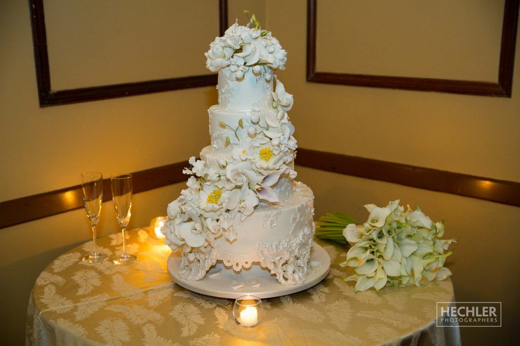 Jen & Scott - Lotte New York Palace Hotel - Ron Ben Israel Wedding Cake - photo by Hechler Photography