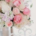 lisianthus-and-roses-wedding-flowers