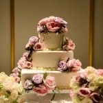 St-Regis-Wedding-Cake-Fresh-Flowers