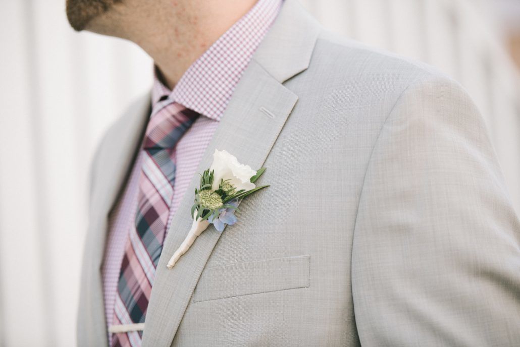 Boutonniere / Alison & Sean / Old Field Club / Paul Francis Photography 