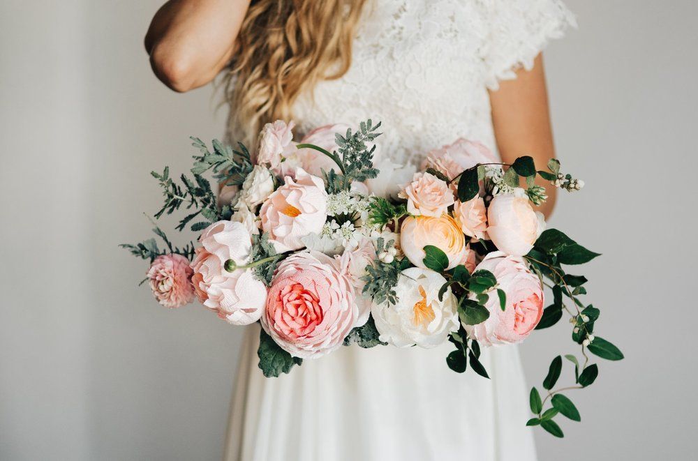 Paper Flower Bouquet by The Lovely Ave / photo by Eden Strader