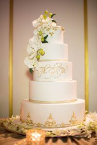Hannah and Mark Wedding - Cake by Ron Ben-Israel - The St. Regis New York - Shira Weinberger Photography