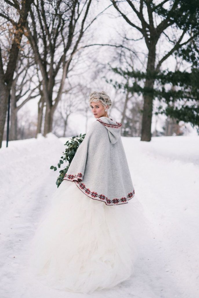 Bridal Cape via Style Me Pretty : Jaimee Morse Photography 1