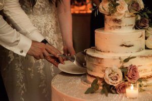 Cake / Jenna & Matthew Wedding / Museum of Jewish-Heritage NYC / Cody Raisig Photography-3