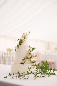 Italian Ruskus Wedding Cake - Sadie May Cakes - via Cakes Decor.com