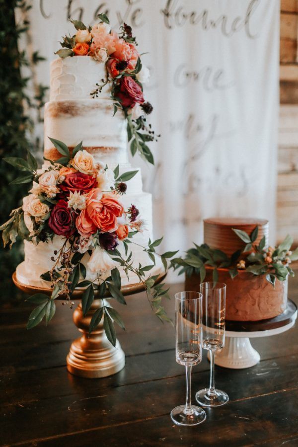 Morgan and Robert - Floral Wedding Cake - Melissa Marshal Photohraphy - via Junebug Weddings