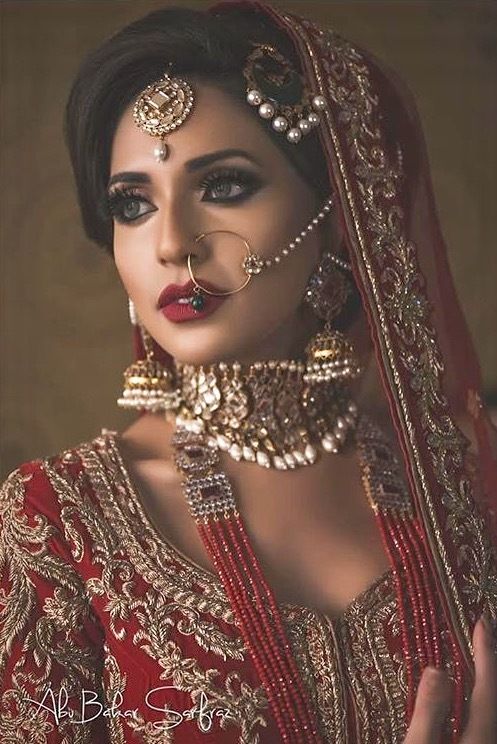 Indian Bride - Bridal Dress - Sari - via Pinterest.com