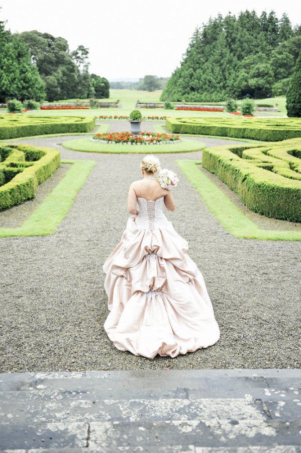 Ireland Castle Wedding - photo by Bondshots Photography - via Style Me Pretty