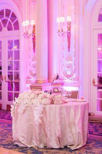 Lindsay & Billy - Card Table - Essex House - Photo by Charlie Juliet photography