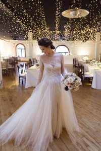 Lauren & Brett Wedding - Liberty Warehouse Brooklyn - Bride with Blush Bridal Bouquet Quicksand Roses Seeded Eucalyptus