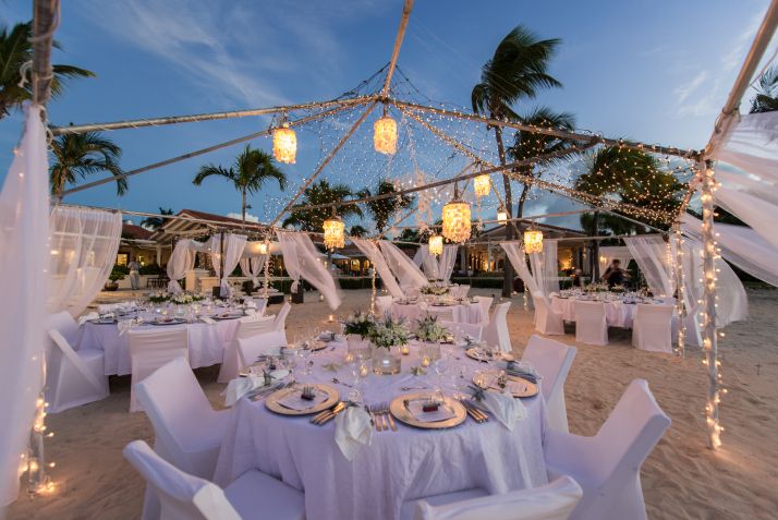 Beach Wedding Tips - White Beach Wedding Decor - Coconut Margarita Inspiration - via Beach Weddings Tips.com