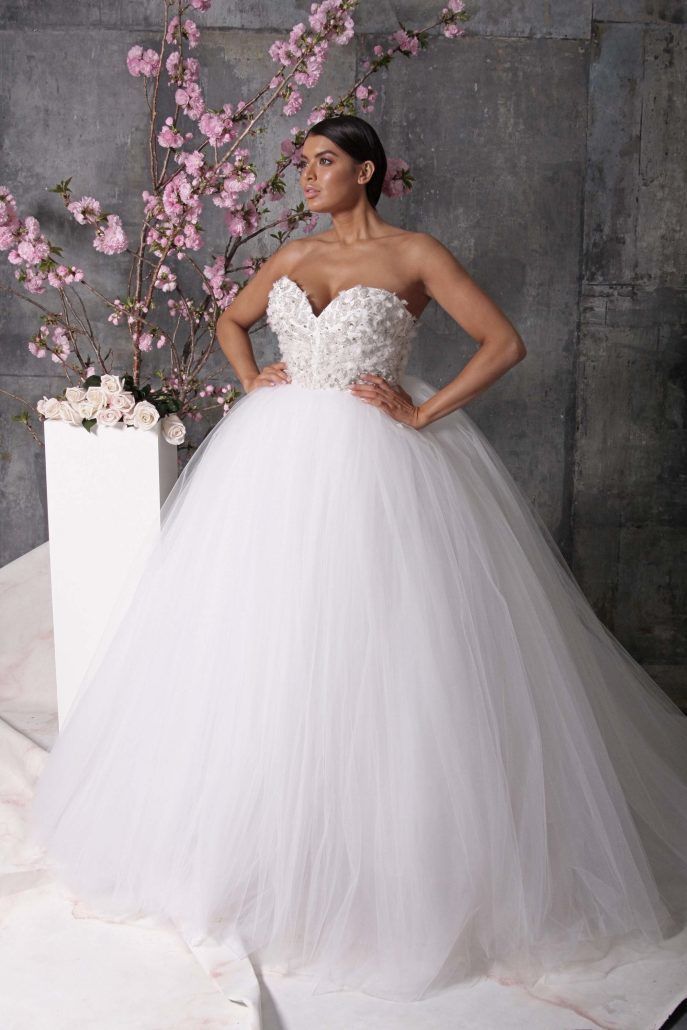 Bridal Gown - Volume - Christian Siriano - via Vogue.com