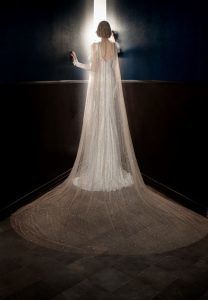 Bridal - Statement Veil - Collections - Spring 2018 - via WWD