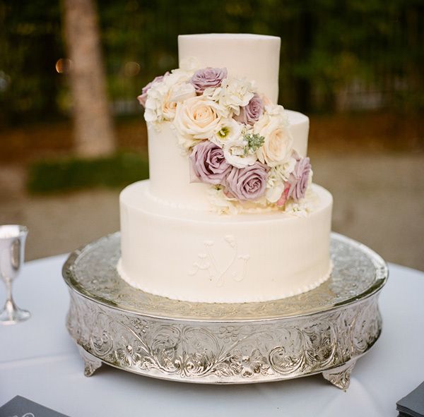 Cream and Lavender - Wedding Cake - Lavender Mojito Inspiration - via Elizabeth Anne Designs.com