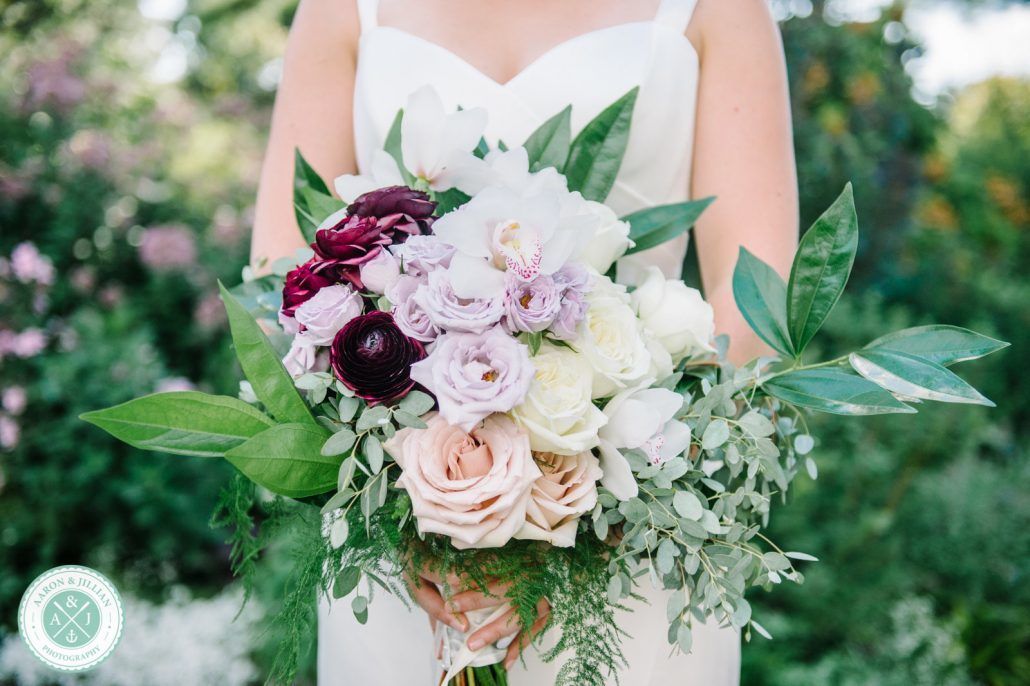 Allison and Alistair - White and Burgundy - Rose and Ranunculus - Brideal Bouquet - New York Botanical Gardens - Aaron and Jillian Photography