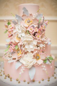 Deborah & Geraldo Wedding - Cake - Pearl River Hilton - Photography by Cole and Kiera