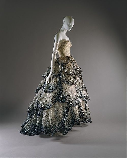 Junon Gown - Christian Dior - fall winter collection 1949/50 - via metmuseum.org