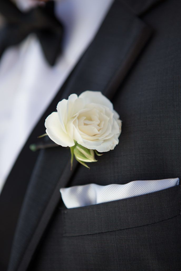 Sophia & Sam Wedding - Boutonniere Cream Majolica Rose - Tribeca 360 NYC - by Shira Weinberger