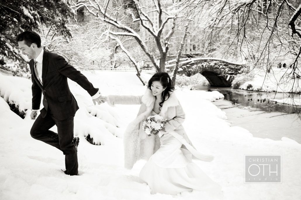 Winter Wedding Photos NYC - Central Park - via greylikesweddings.com